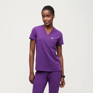Figs scrubs Catarina top in Digital Grape - NWT